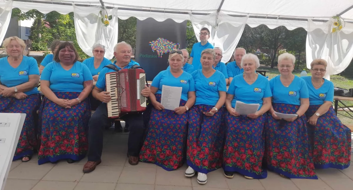 Warsztaty muzyczne Integracyjnego Zespołu Folklorystycznego „Szansa” [FOTO]