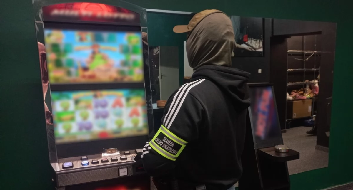 Nielegalny salon gier w Zambrowie zlikwidowany [FOTO]
