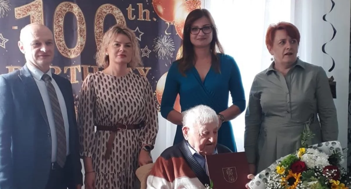 Pan Kazimierz Liżewski ma sto lat! [FOTO]