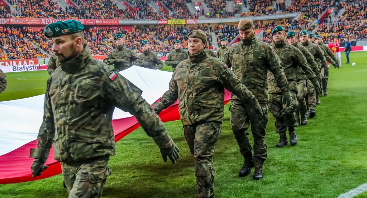 Patriotyczne akcenty podczas meczu Jagiellonii Białystok [FOTO]