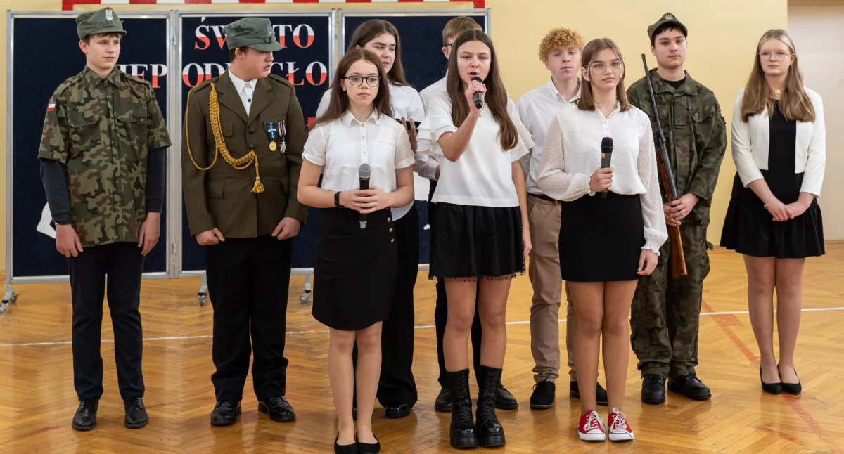 Dzień Niepodległości w Szkole Podstawowej w Kołakach Kościelnych [FOTO]