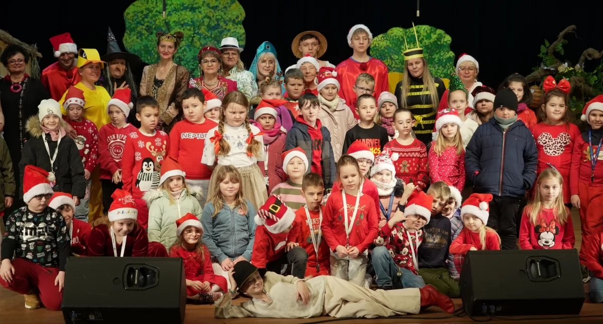 Mikołajki artystyczne w wykonaniu Teatru Form Różnych [FOTO+VIDEO]