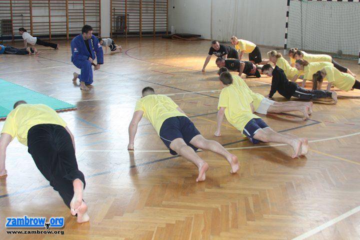 Legendy sztuk walk przeprowadziły w Zambrowie seminarium szkoleniowe