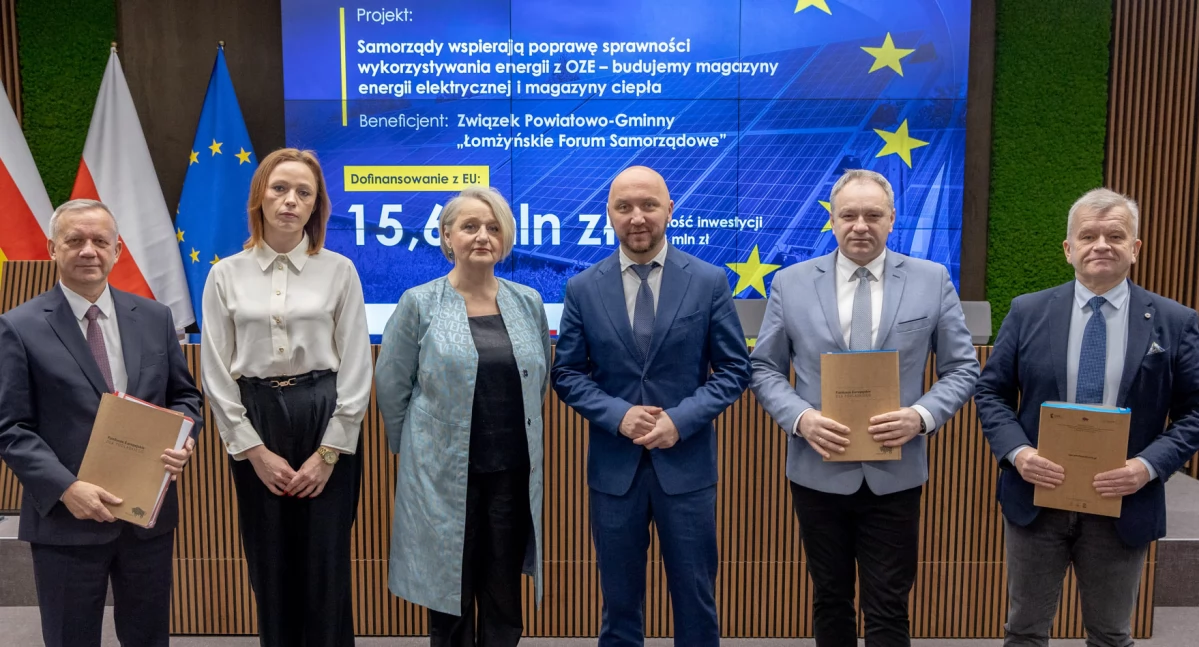 Podpisano umowy o dofinansowanie montażu magazynów energii cieplnej i elektrycznej [FOTO]