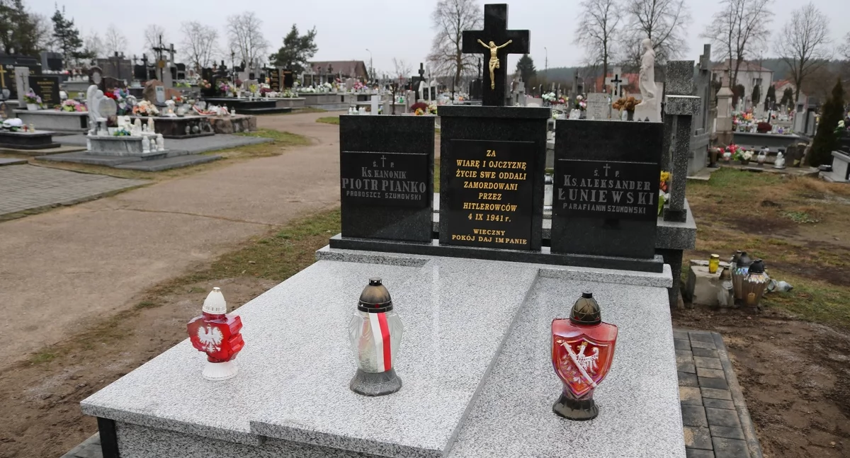 Mogiły na cmentarzu parafialnym w Szumowie zostały odnowione {FOTO]