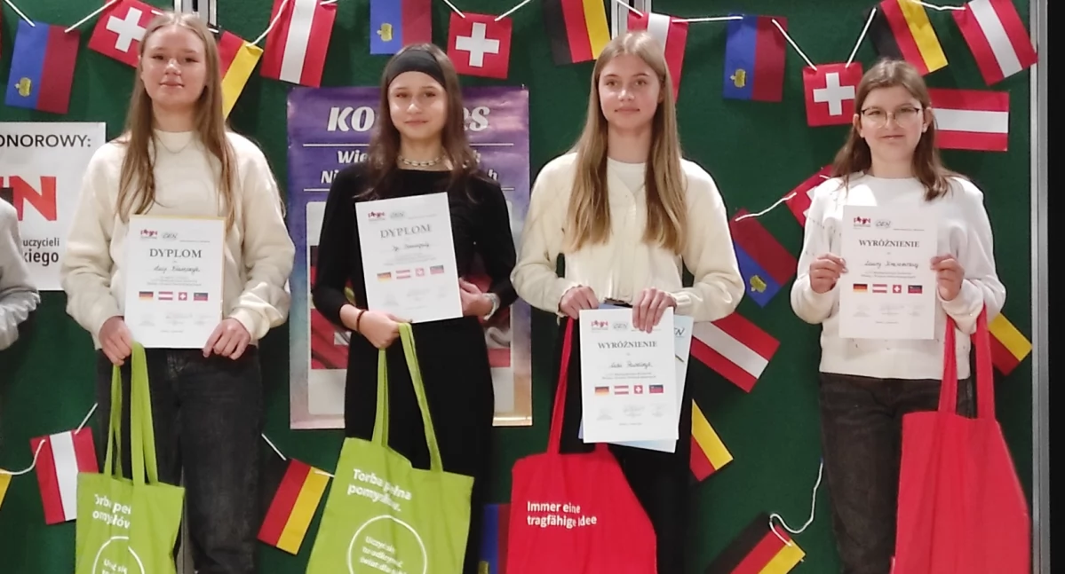 Sukces uczennic z SP4 w XV Międzyszkolnym Konkursie Wiedzy o Krajach Niemieckojęzycznych
