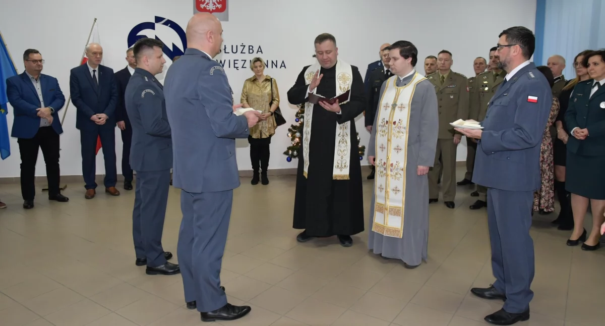 Spotkanie opłatkowe w Zakładzie Karnym w Czerwonym Borze [FOTO]
