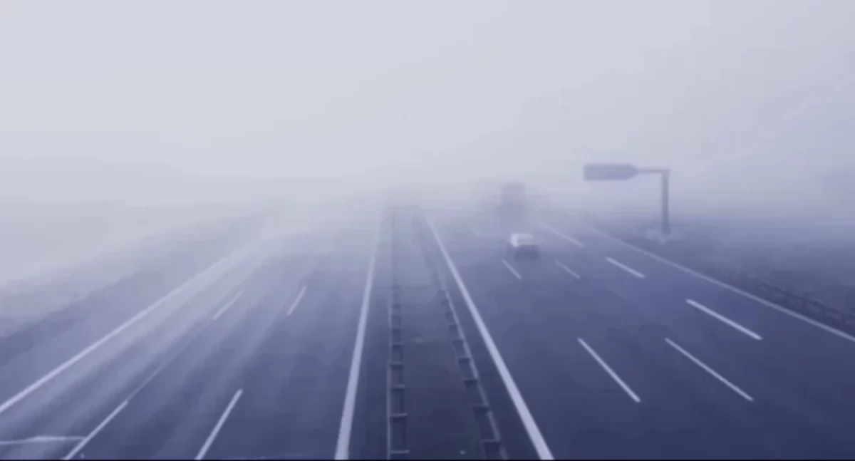 Synoptycy IMGW ostrzegają przed gęstymi mgłami