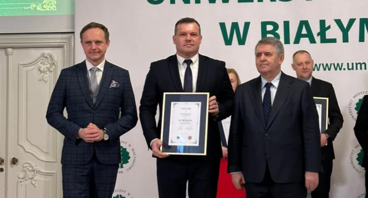 „Czerwoniak” wśród najlepszych szkół w Podlaskim Rankingu Liceów i Techników „Perspektywy 2025” [FOTO]