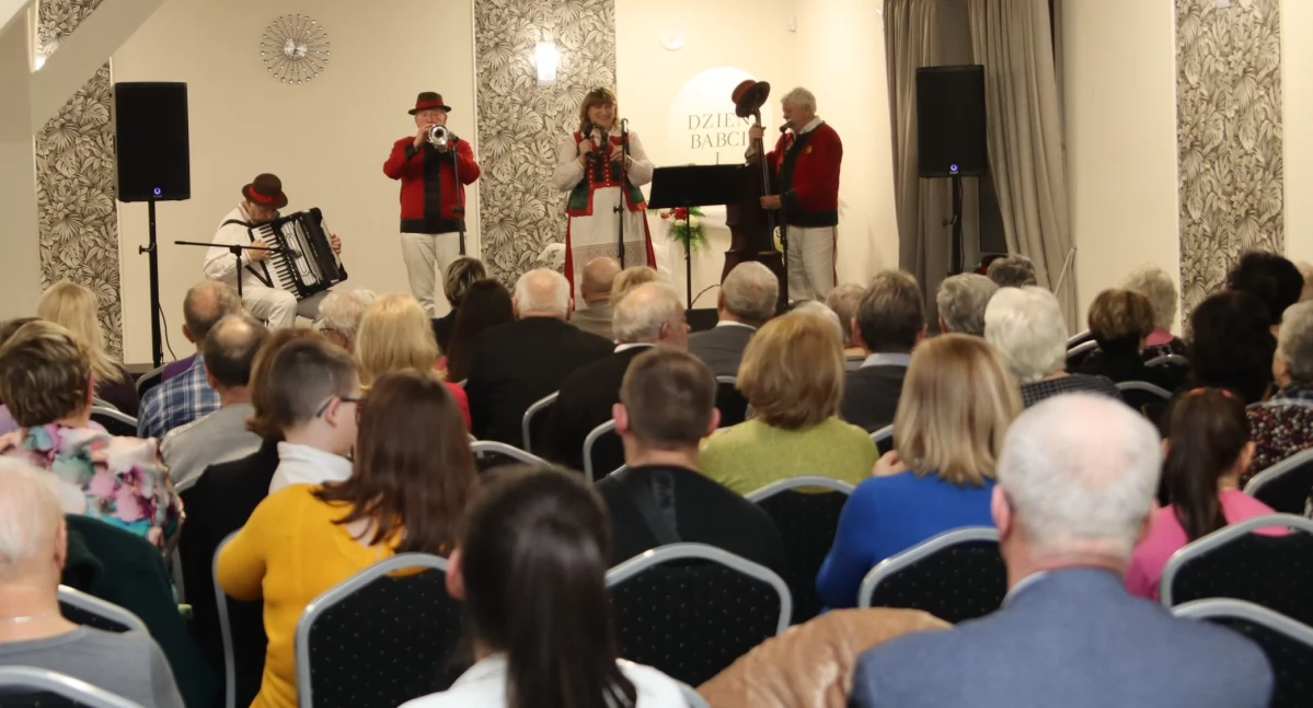 Gminne obchody Dnia Babci i Dziadka [FOTO+VIDEO]