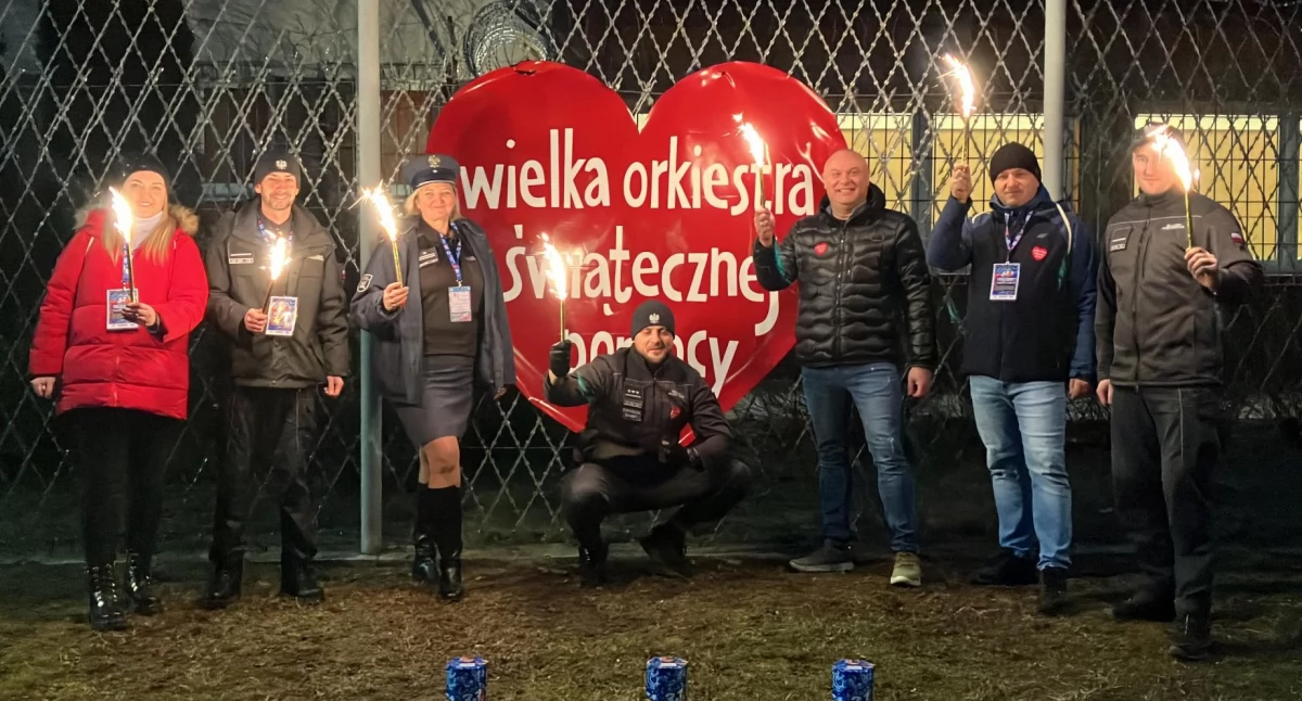 Wielka Orkiestra Świątecznej Pomocy zagrała za kratami ZK Czerwonego Boru [FOTO]