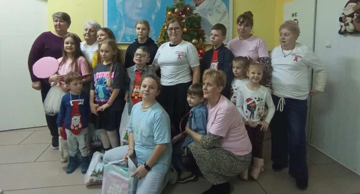 Zambrowskie Amazonki zorganizowały choinkę dla dzieci [FOTO]