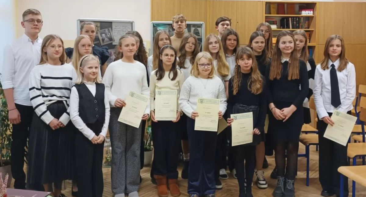 Powiatowy Konkurs Recytatorski Poezji Władysława Broniewskiego [FOTO]