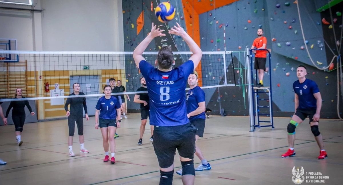 Terytorialsi z województwa rywalizowali w piłce siatkowej [FOTO]