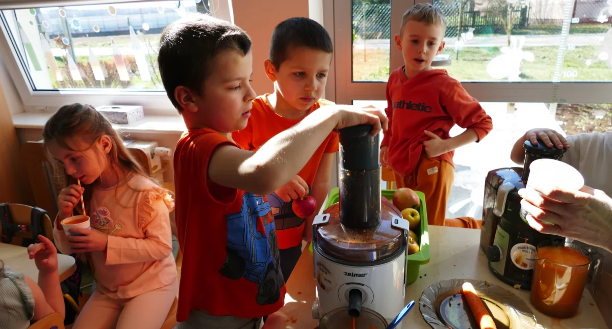 Dzień Marchewki w Szkole Podstawowej w Wiśniewie [FOTO]