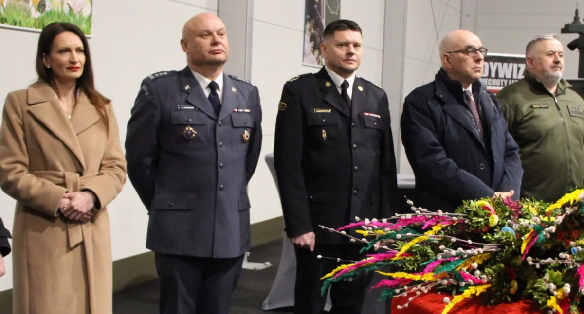 Wielkanocne spotkanie jednostek wojskowych z władzami Łomży i Zambrowa [FOTO]