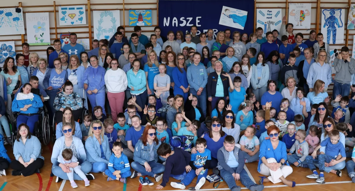 „Z Mocą Serca” - Miesiąc Świadomości Autyzmu z SOSW w Długoborzu [FOTO]