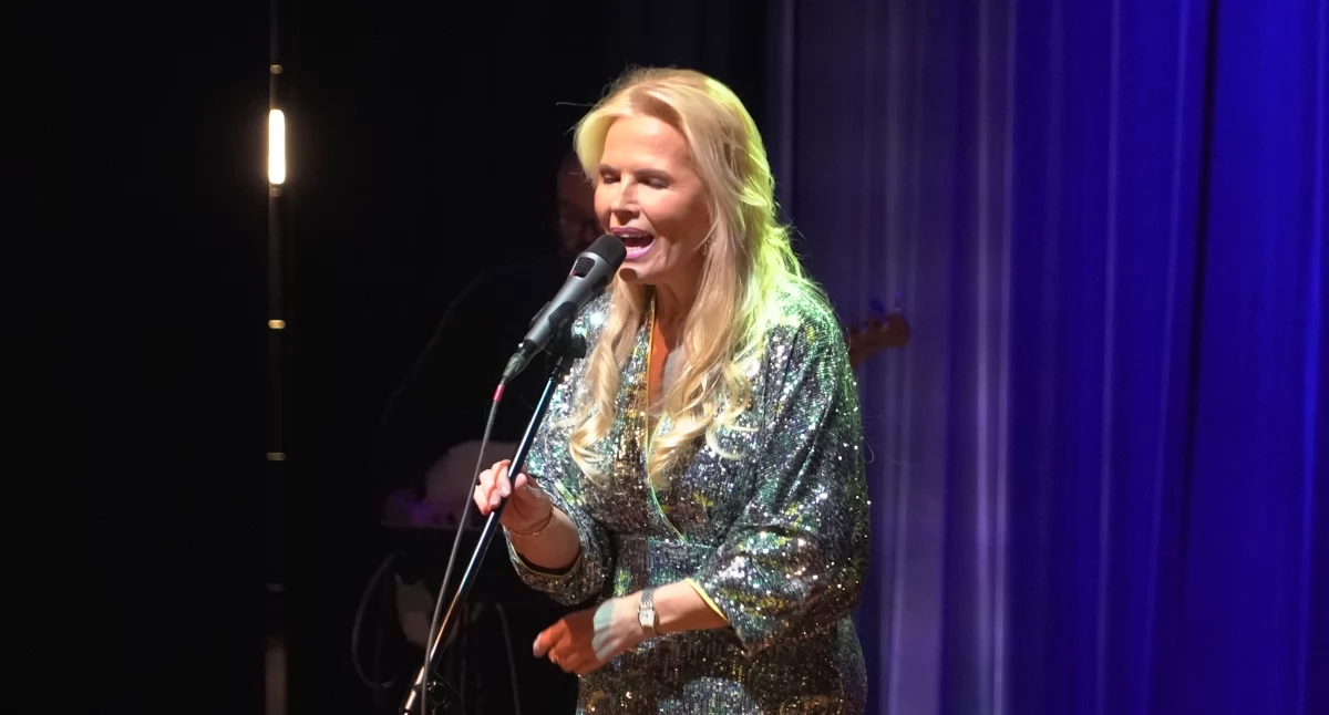 Anna Jurksztowicz zaśpiewała w Zambrowie dla Mam [FOTO+VIDEO]