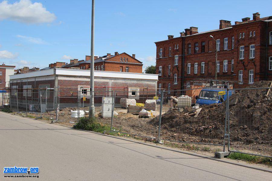 Wieści z placu budowy komórek lokatorskich [foto]