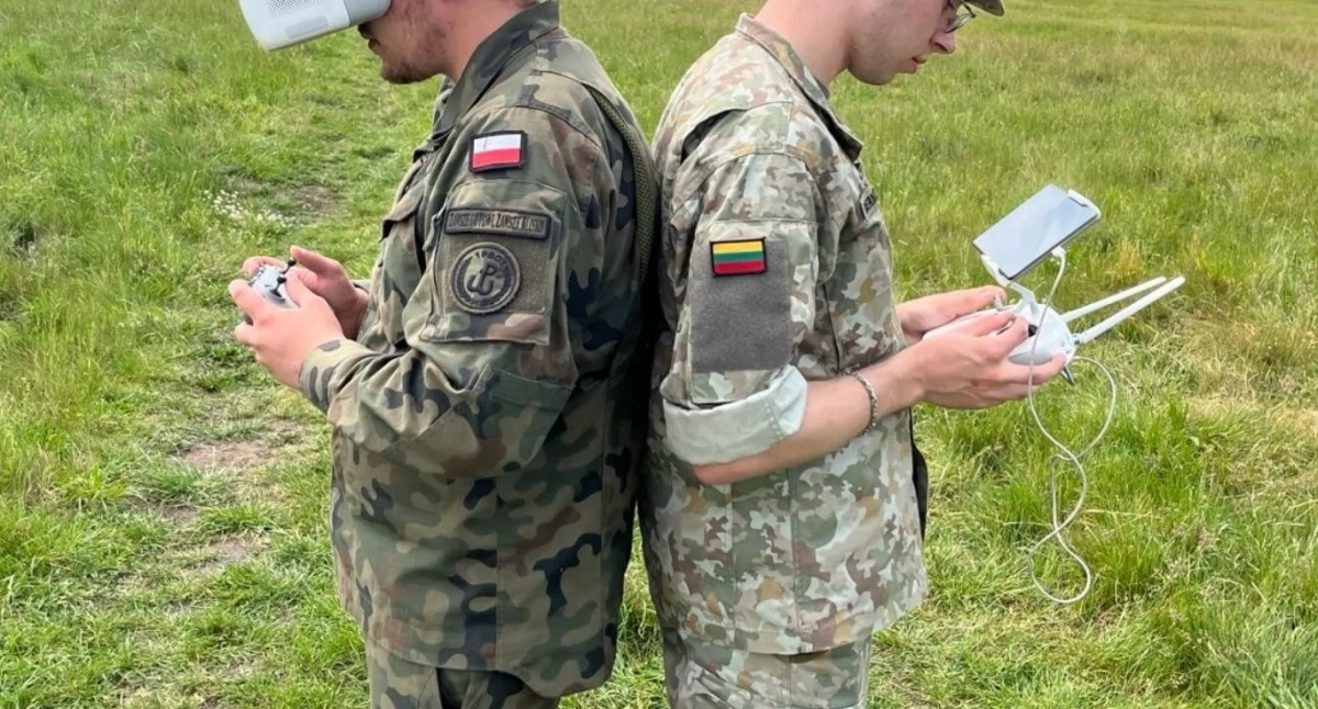 Podlascy Terytorialsi szkolili się z żołnierzami z Litwy z obsługi bezzałogowych statków powietrznych [FOTO]
