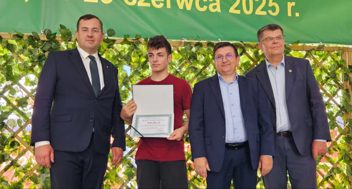 Krystian Szeligowski nagrodzony podczas jednej z największych w regionie imprez rolniczych [FOTO]