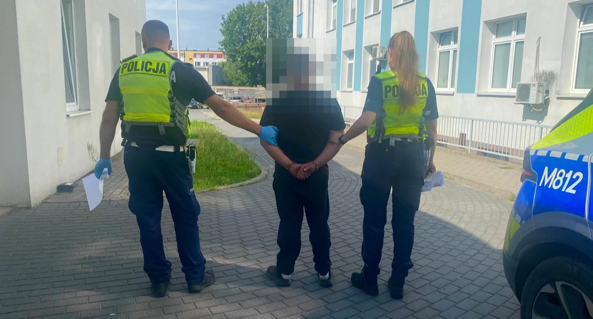 Kierował pod wpływem alkoholu, z zakazem prowadzenia pojazdów i miał przy sobie narkotyki
