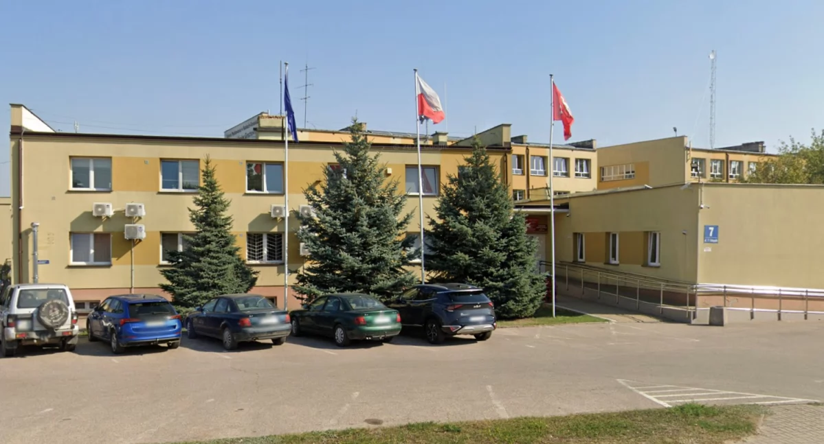 Rozpoczyna się remont Urzędu Gminy Rutki. Sprawdź nową lokalizację poszczególnych komórek