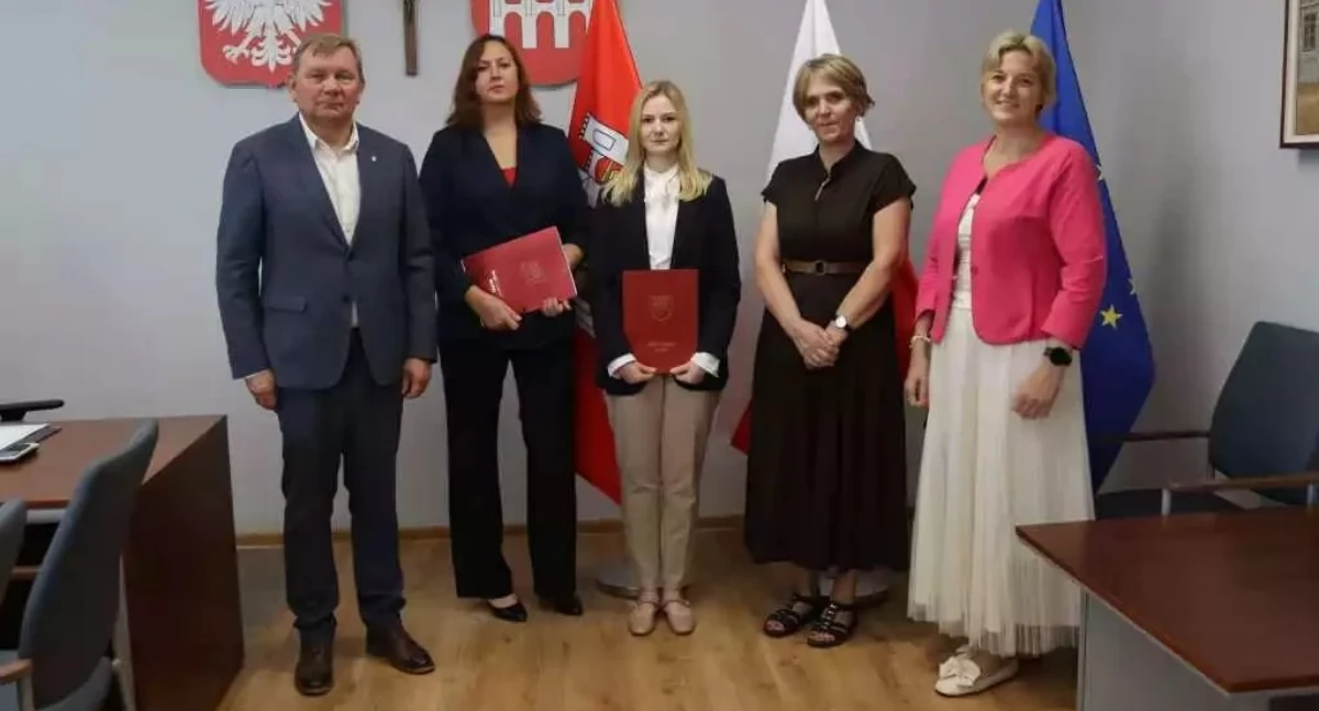 Anna Budrowska i Katarzyna Izabela Kulesza uzyskały stopnie nauczycieli mianowanych [FOTO]