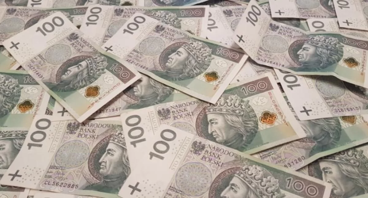 Ile zarobili radni i władze gminy Rutki? Zaglądamy do oświadczeń majątkowych za 2024 r.
