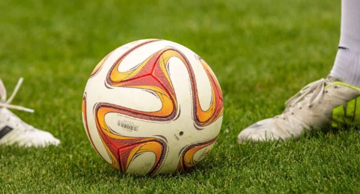 Olimpia Zambrów wygrywa mecz z drużyną KS Michałowo