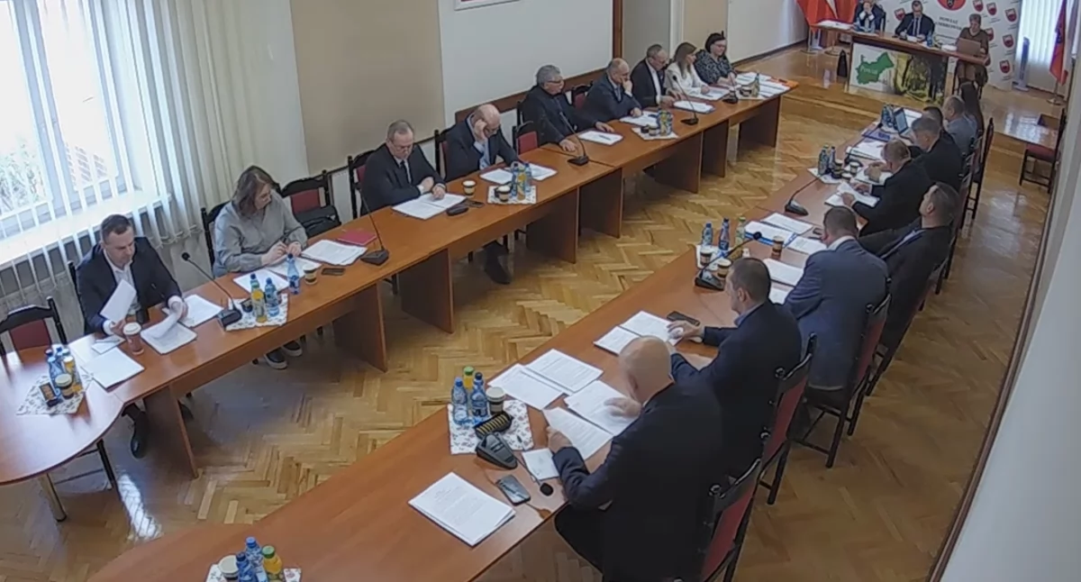 Dzisiaj XI sesja Rady Powiatu Zambrowskiego - TRANSMISJA NA ŻYWO