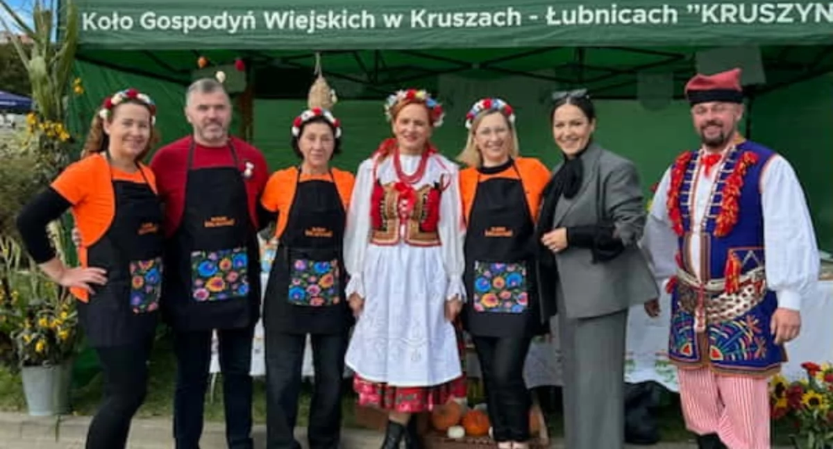 Koła Gospodyń Wiejskich z Gminy Kołaki Kościelne na Regionalnym Dniu Folkloru w Łomży [FOTO]