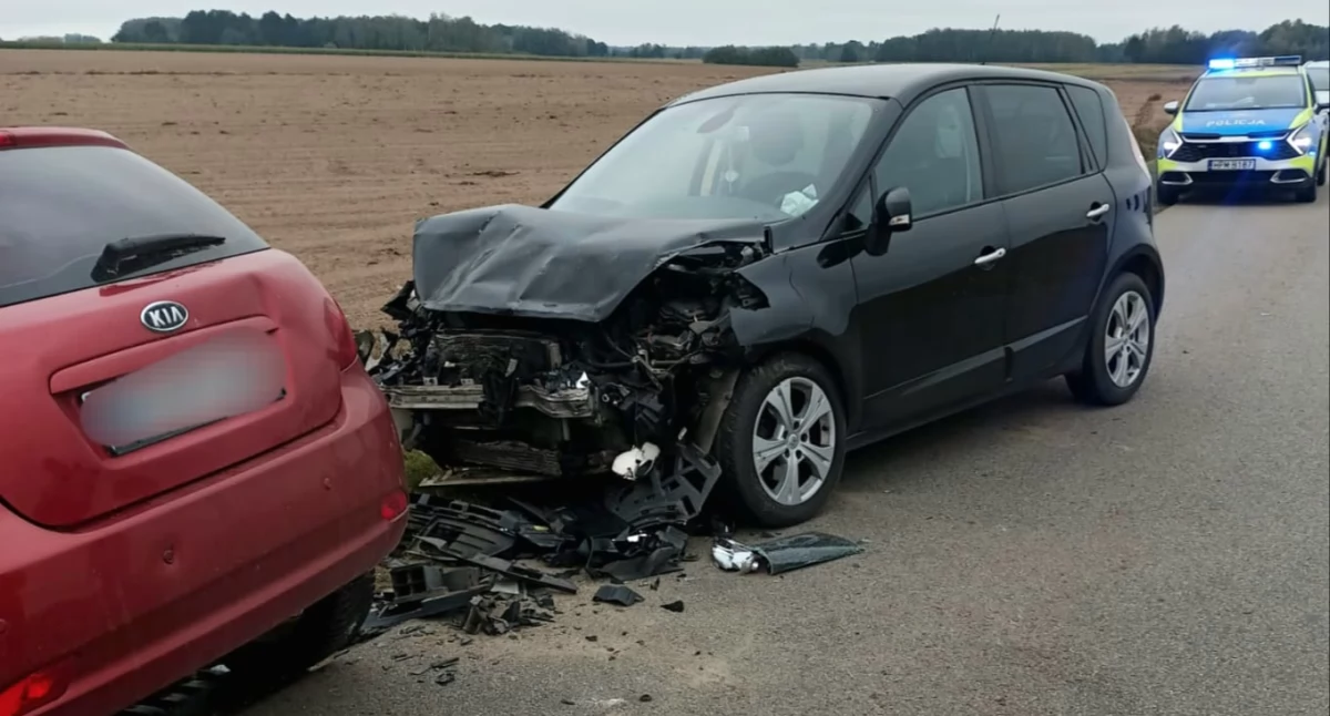 Jedna osoba nie żyje, a dwie przewiezione do szpitala. Tragiczny wypadek w sąsiednim powiecie