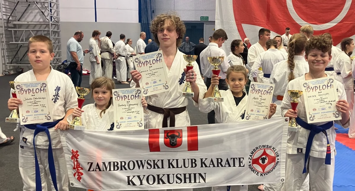 Świetne otwarcie sezonu karateków z Zambrowskiego Klubu Karate Kyokushin [FOTO]