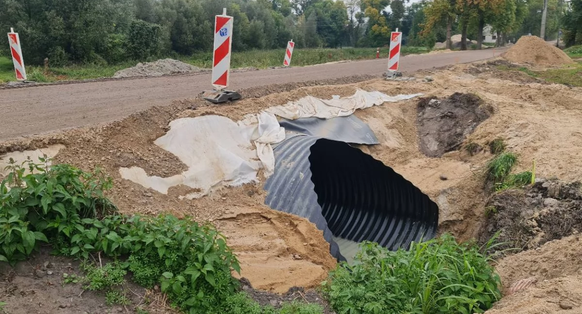 Trwa remont jednej z dróg w gminie Szumowo [FOTO]