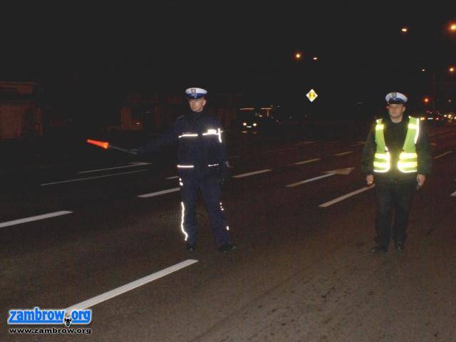 Jak zachować się, gdy zatrzymuje nas policja?
