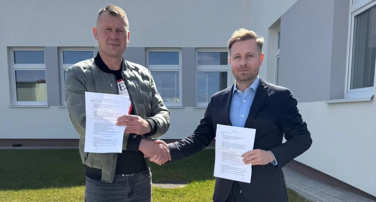 Zambrowski szpital nawiązał współpracę z klubami piłkarskimi z Łomży, Brańska i Wysokiego Mazowieckiego [FOTO]