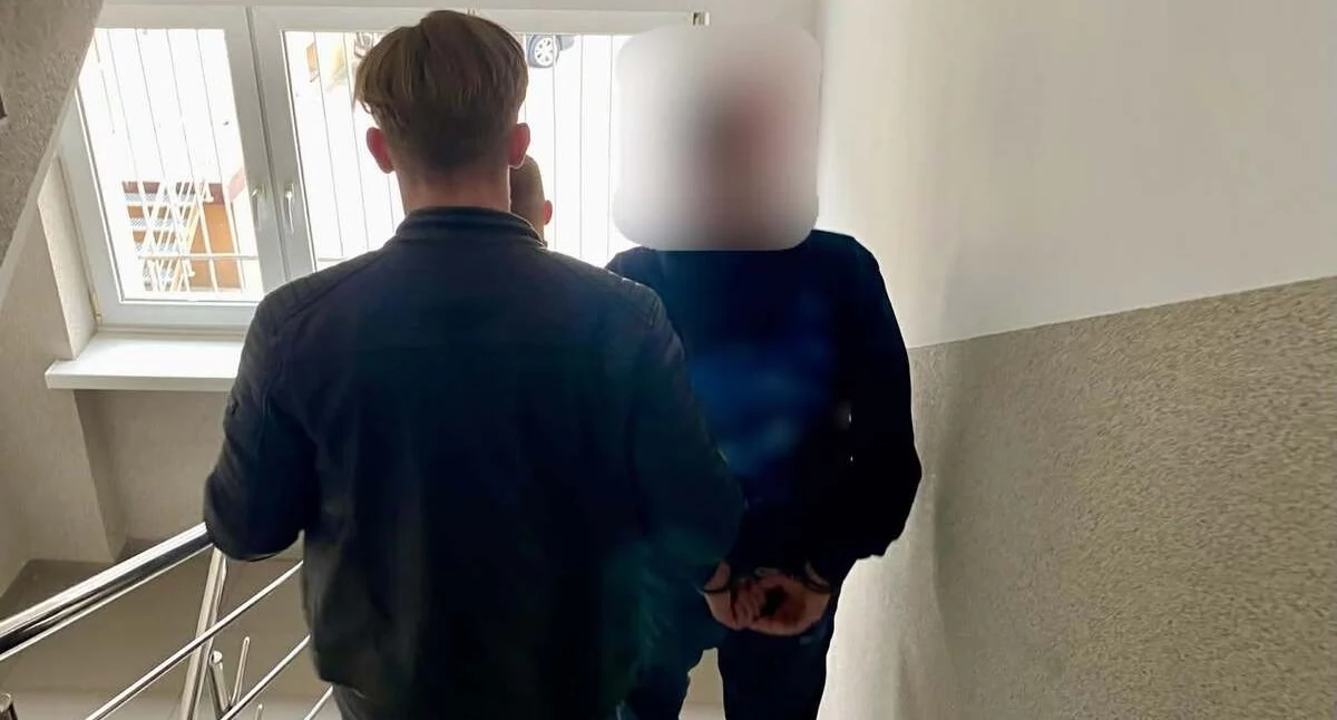 Dwaj poszukiwani wpadli w ręce policji