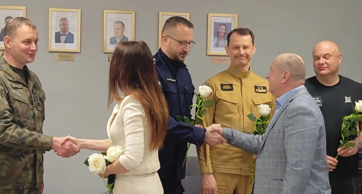 Dzień Dumy z Munduru w Starostwie Powiatowym. Władze dziękują funkcjonariuszom [FOTO]