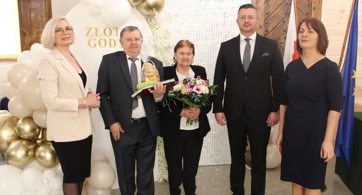 Złote Gody w Kołakach Kościelnych. Dziewięć par odebrało medale od prezydenta [FOTO]