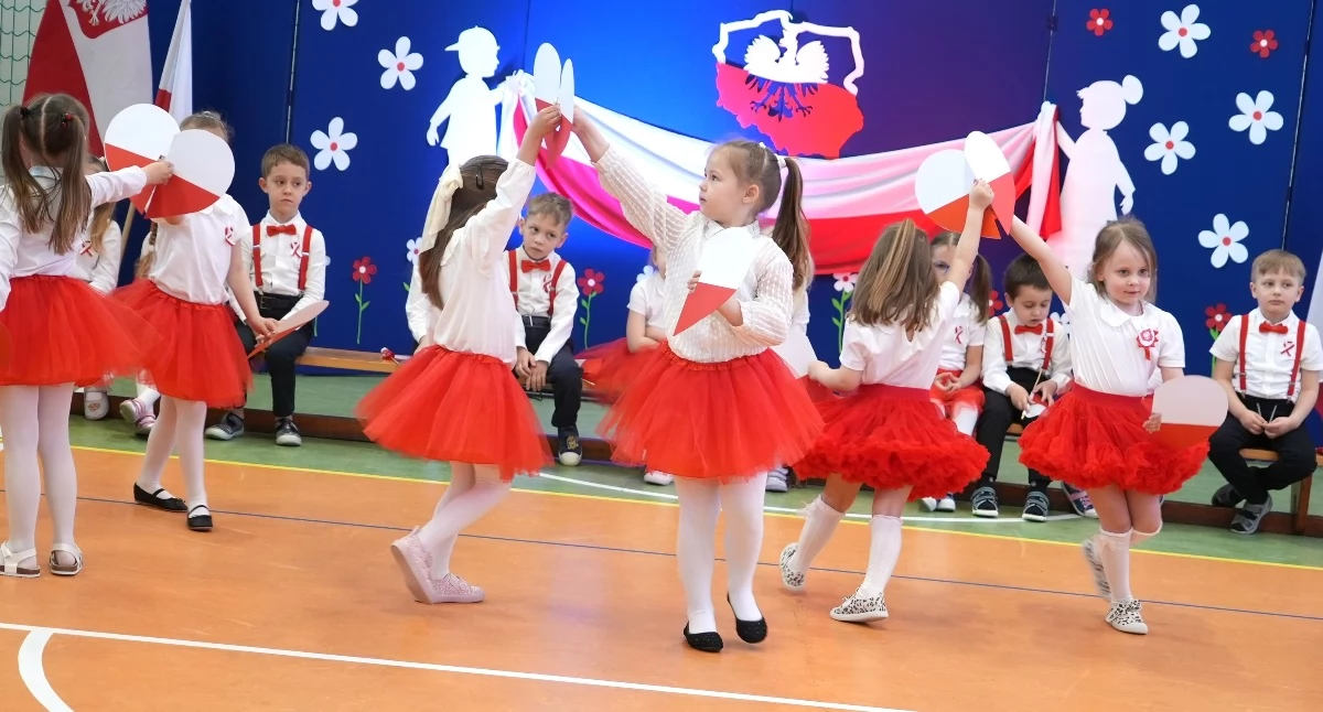 Majowe świętowanie w Miejskim Przedszkolu nr 5 w Zambrowie [FOTO+VIDEO]