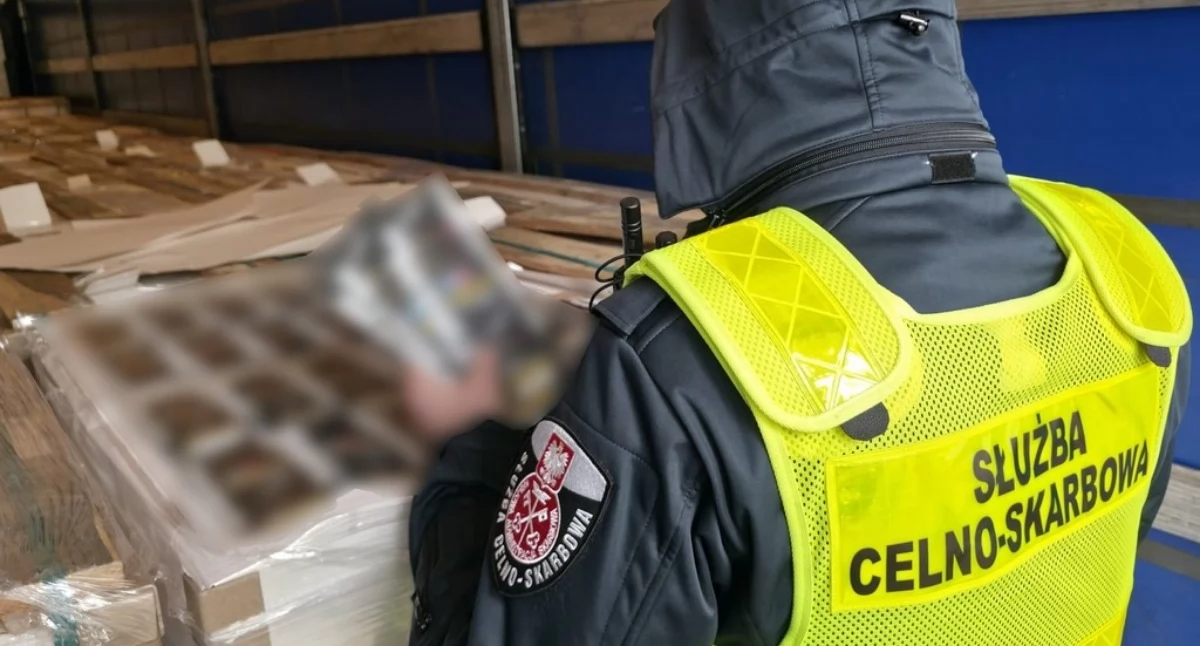 Milion złotych w podrobionych opakowaniach. Funkcjonariusze KAS zatrzymali dwie ciężarówki [FOTO]