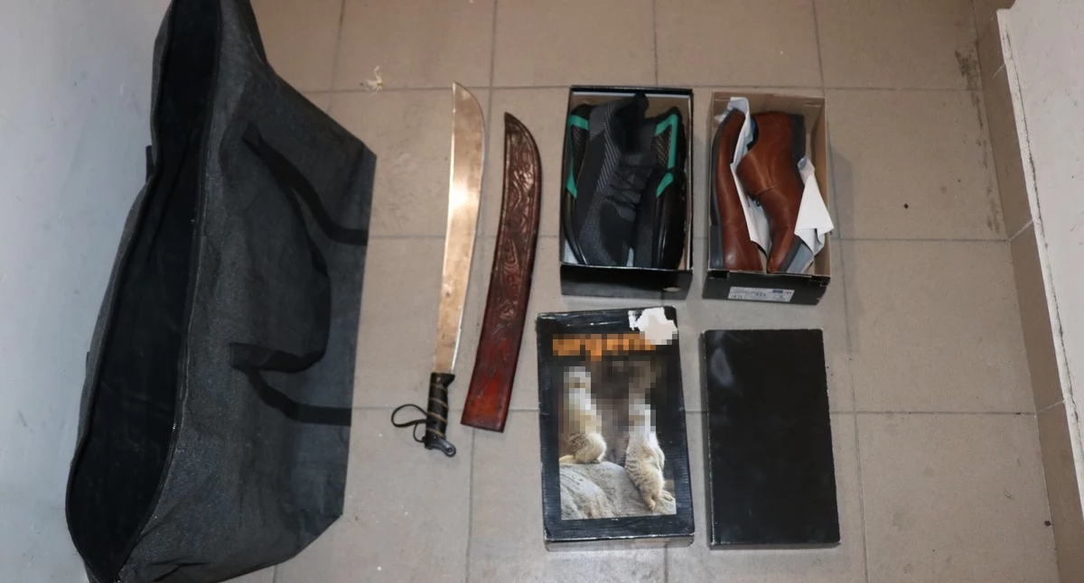 Zatrzymani za kradzieże z włamaniami do piwnic. Wpadli w ręce zambrowskich policjantów [FOTO]