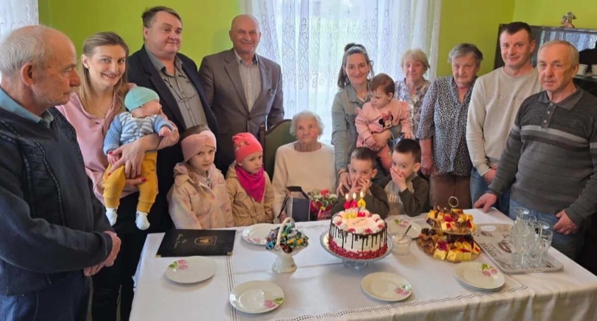 Gmina Zambrów oazą długowieczności. Rekordzistka skończyła 102 lata [FOTO]