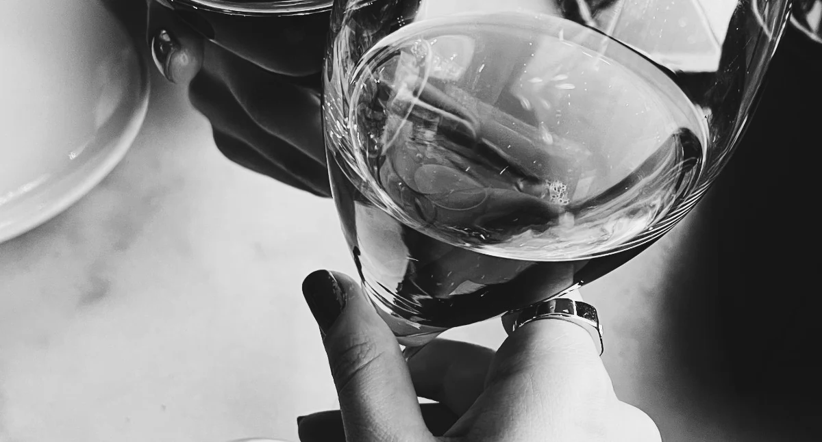 Regeneracja organizmu po odstawieniu alkoholu – jak przebiega i od czego zależy?