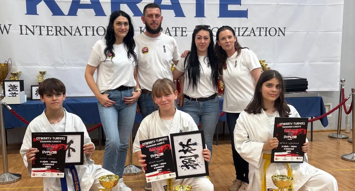 Zawodnicy Mazowiecko-Podlaskiego Klubu Karate wywalczyli medale w Warszawie [FOTO]