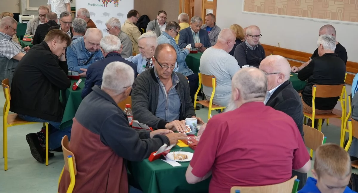 Trwa XXIX Międzynarodowy Otwarty Turniej Par w Brydżu Sportowym o Puchar Burmistrza Miasta Zambrów [FOTO]