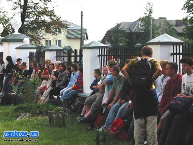 Zambrowska Pielgrzymka w drodze do Hodyszewa