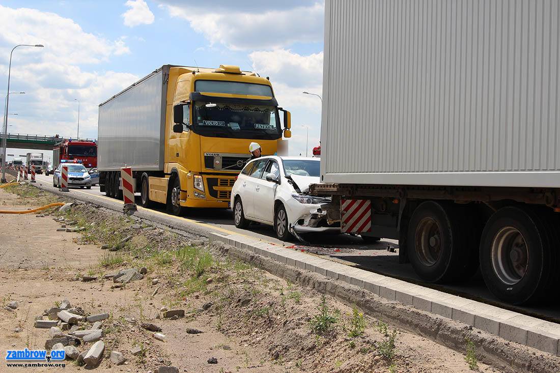 Kolizja na DK8 w okolicy Szumowa [foto]