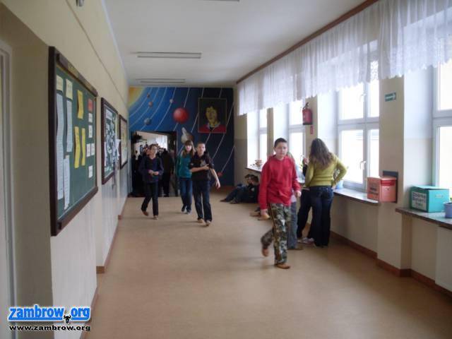 W szkołach będzie więcej kamer 